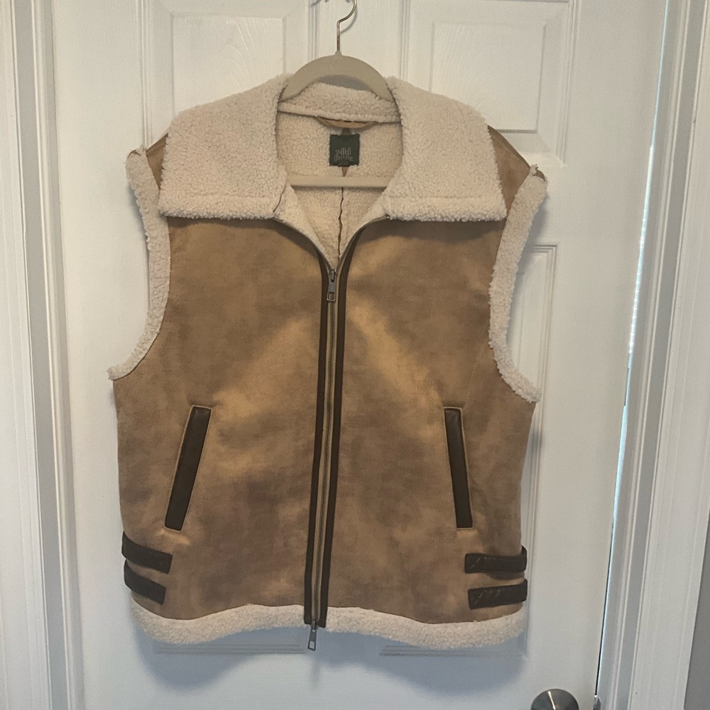 Wild Fable Tan Faux Suede Front Zippered Sherpa Lined Faux Leather Accents Vest